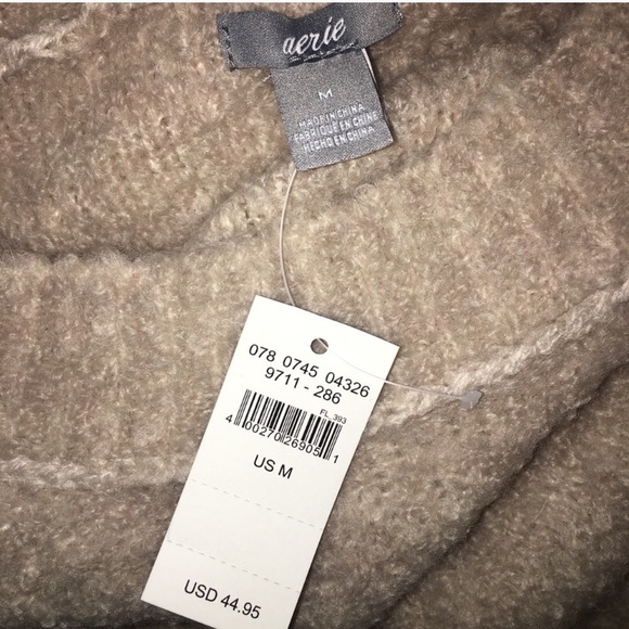 American eagle oatmeal sweater - Picture 4 of 4